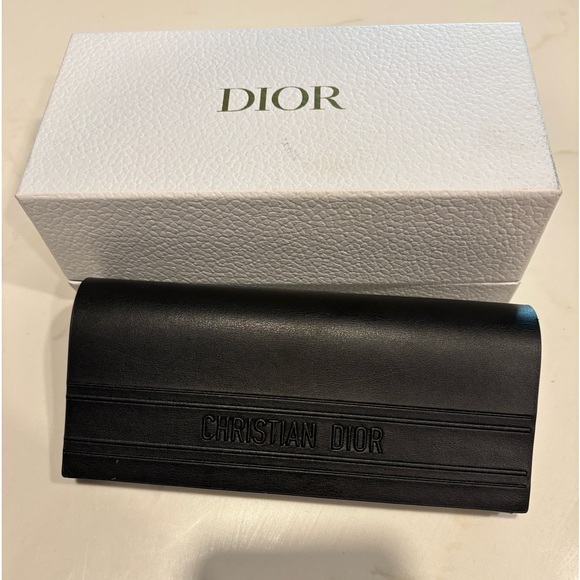 Dior sunglasses - Picture 2 of 3